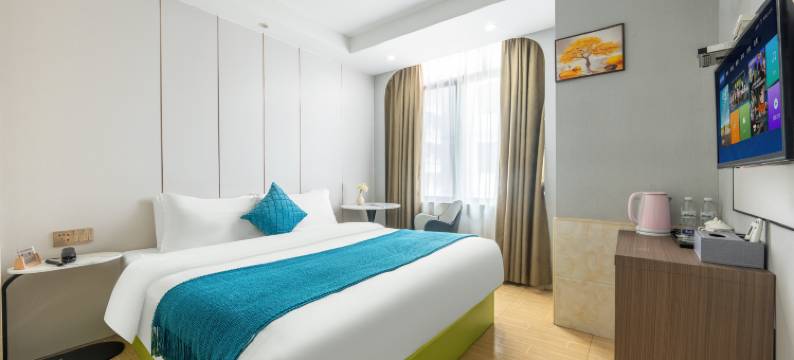 深圳新湖主题酒店(黄贝岭店)图片