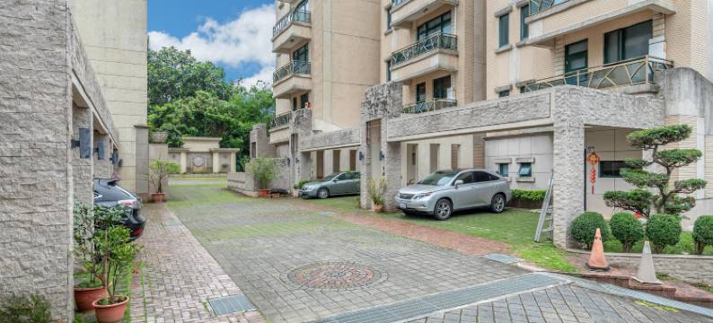 花莲总裁行馆电梯民宿图片