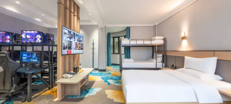 美娱·星峰电竞酒店(巩义星月时代广场店)图片