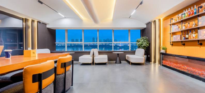 肆野民宿(南充高坪万达广场店)图片