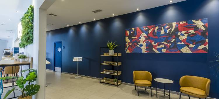 马德里阿尔卡拉德埃纳雷斯康铂酒店(Travelodge Madrid Alcala de Henares)图片