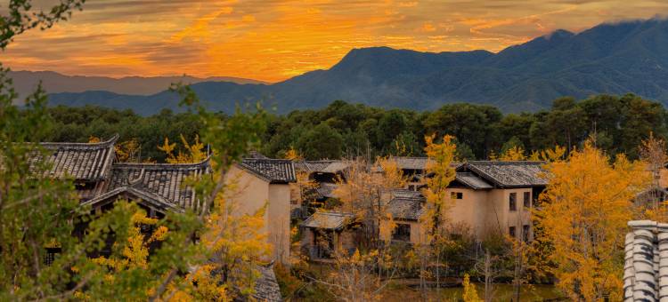 腾冲杏檐雅居图片