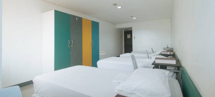 Cara Celine Dormtel by RedDoorz near Taft图片