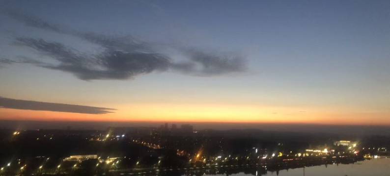 柏瑞斯国际酒店图片