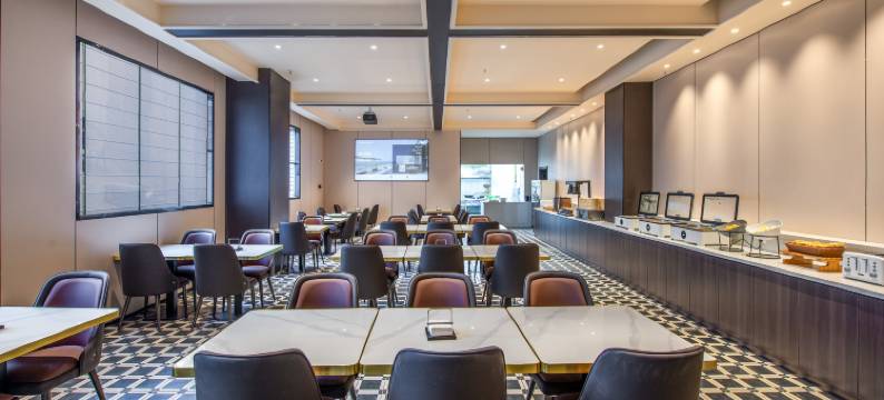 和沐嘉酒店(吉首乾州古城市政府店)图片