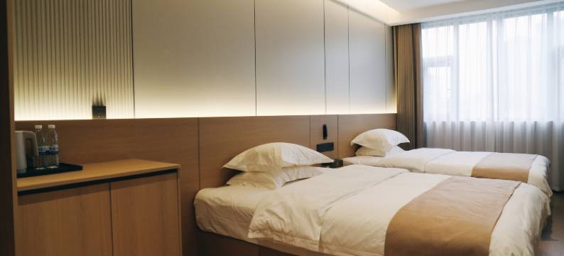 贵定温州大酒店(贵定火车站金都广场店)图片