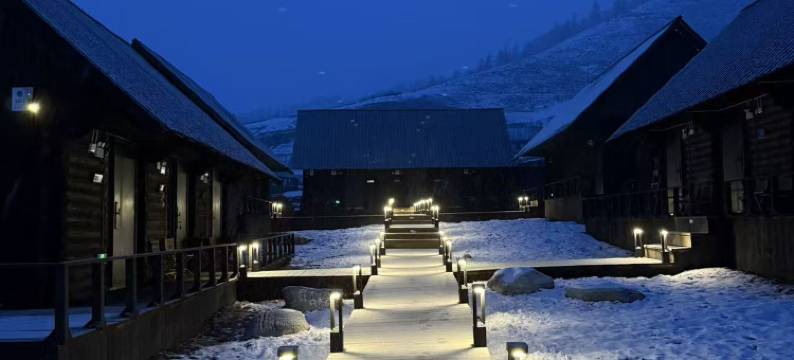 深山见•山野如许•自然美学花园庭院民宿(白哈巴老村店)图片