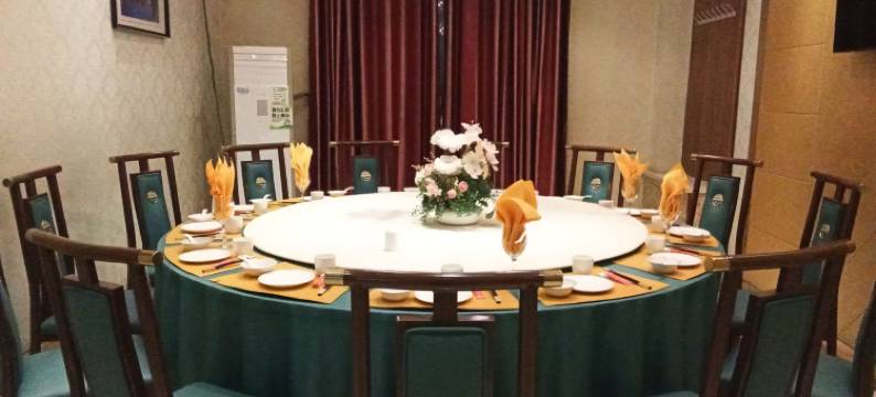 精河锦疆大酒店图片