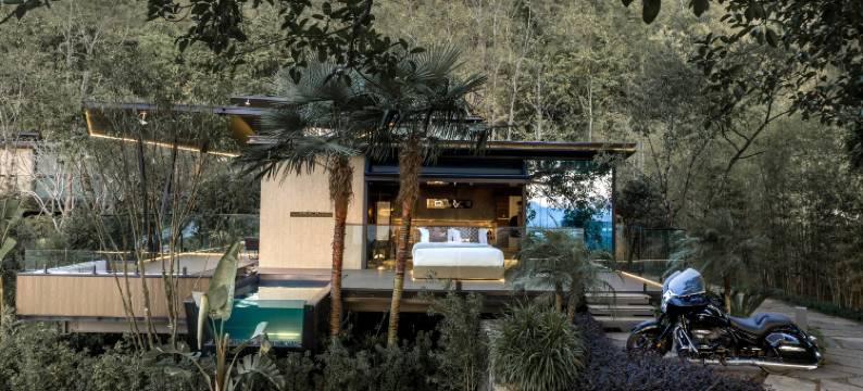 腾冲荷花摩旅野奢温泉酒店图片