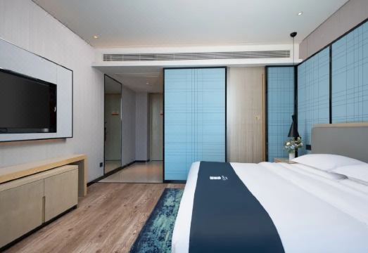 Echarm Hotel (Huanggang West Lake 1st Road) Hotel Overview