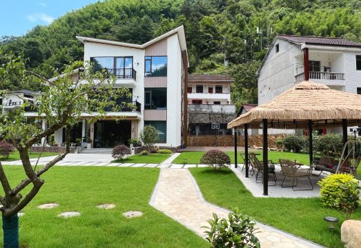 Fairy trace forest Hotel Overview