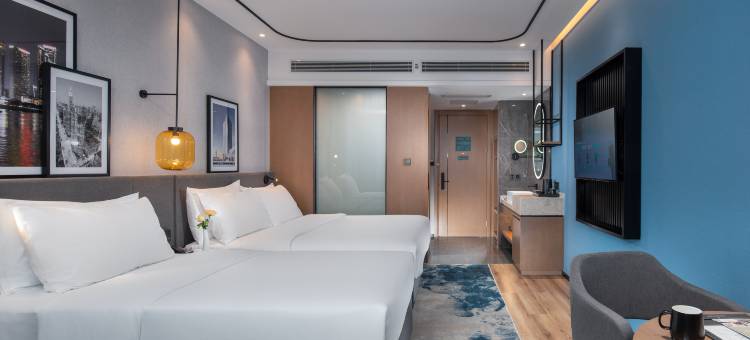 长沙岳麓金融中心华美达酒店图片