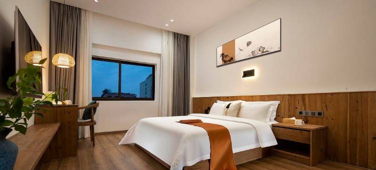 绵竹金凯瑞酒店(中心广场店)图片