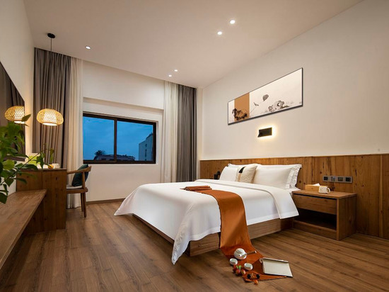 绵竹金凯瑞酒店(中心广场店)