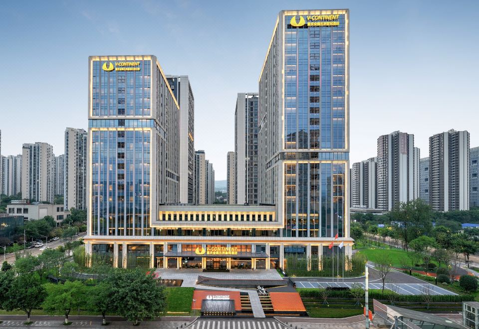 重庆金隅五洲皇冠酒店外景图