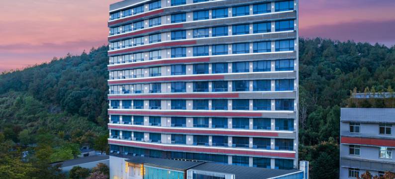 青年四季酒店(咸宁市中心医院店)图片