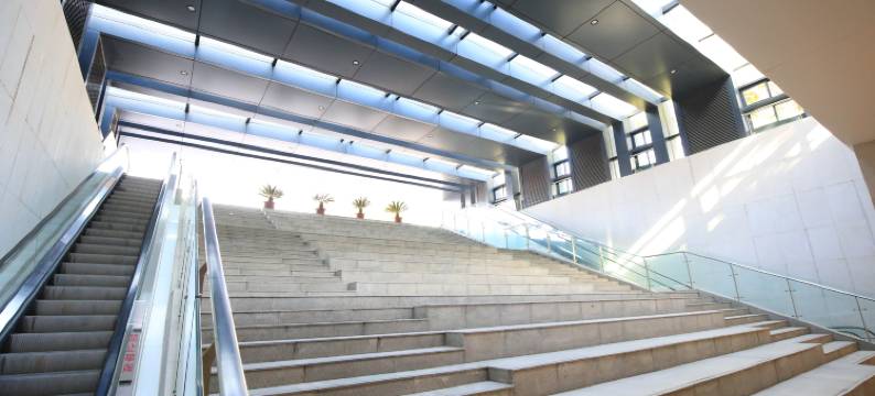 青云酒店(郑州经开中心广场店)图片