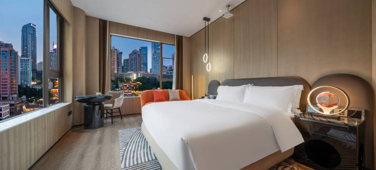 十八尊酒店(重庆解放碑步行街洪崖洞店)图片