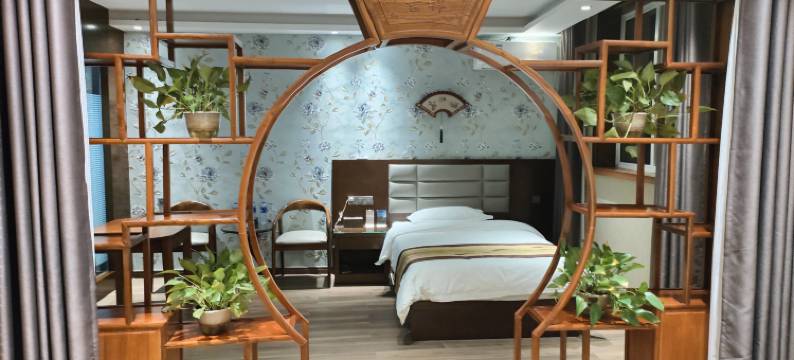 隆德县龙泉山庄生态酒店图片