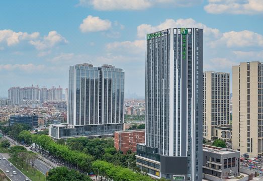 广州番禺长隆大石智选假日酒店外景图