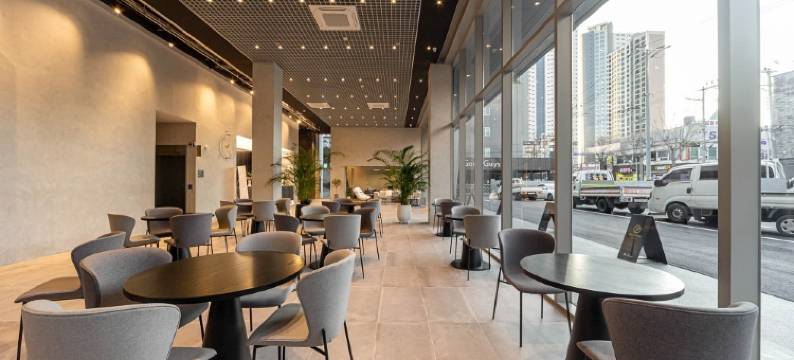 诺布里昂酒店(Hotel Noblion)图片