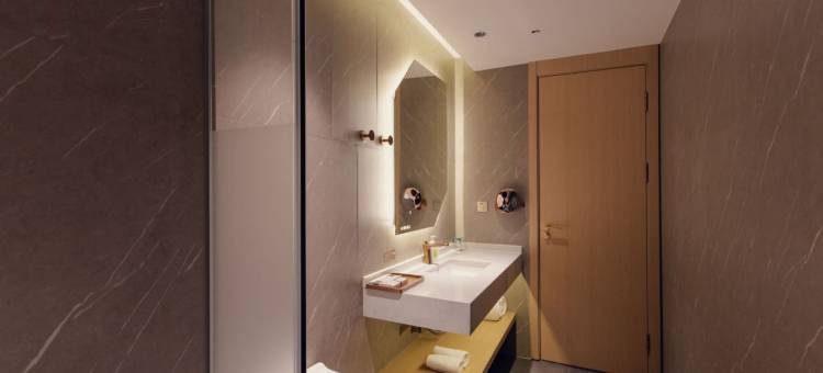 潮漫酒店(十堰万达广场店)图片