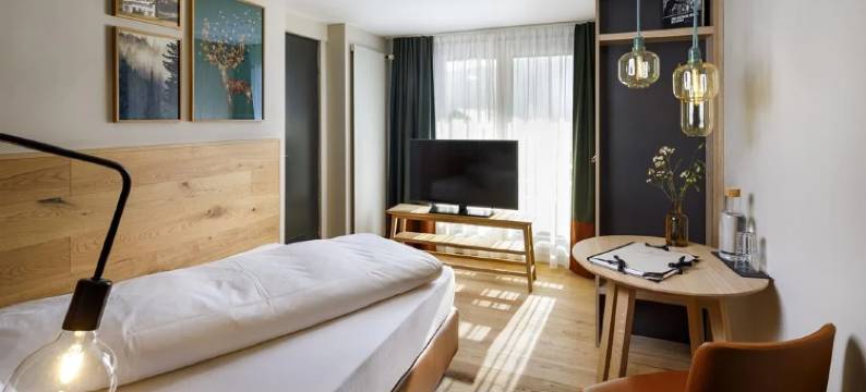 赫斯臣维尔德豪斯酒店(Hotel Hirschen Wildhaus)图片