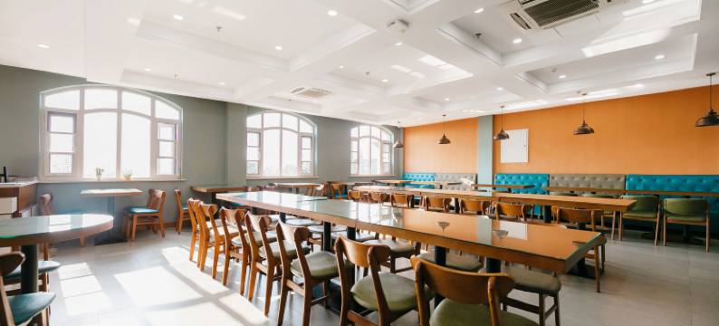 华瀚安澜酒店(威海影视城高铁北站店)图片