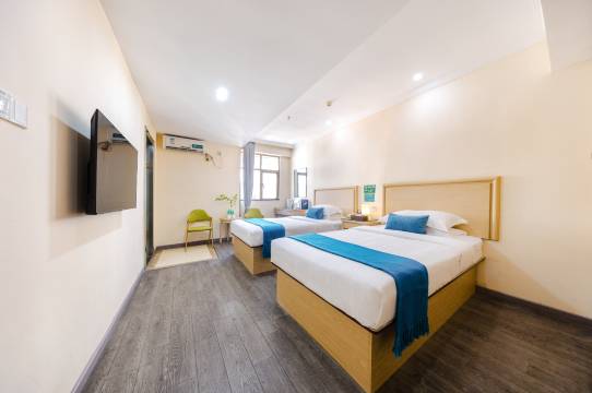 格林豪泰智选酒店(深圳龙华天虹店)