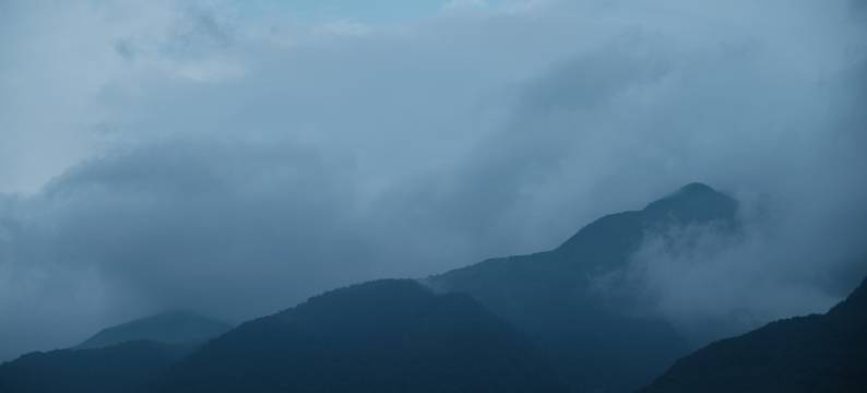 栖子归隐·见山念庭atrium丨花间形迹丨270°苍洱观景别墅图片