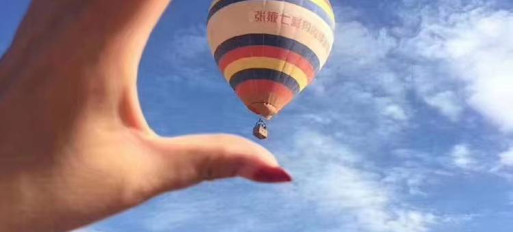 鸿天宾馆(丹霞口文旅小镇店)图片