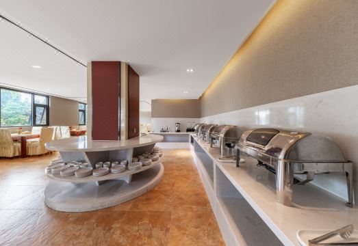 Huaxi Guiguan Hotel Hotel Overview