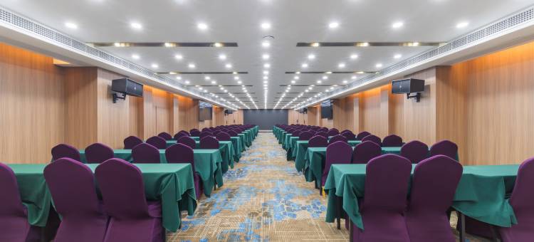 万信R酒店(武汉华中科技大学东校区佳园路地铁站店)图片