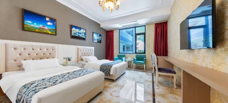 海螺沟贡布措阳光酒店图片