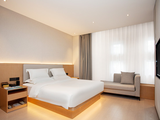 艺龙瑞云酒店(铁门关银基广场店)