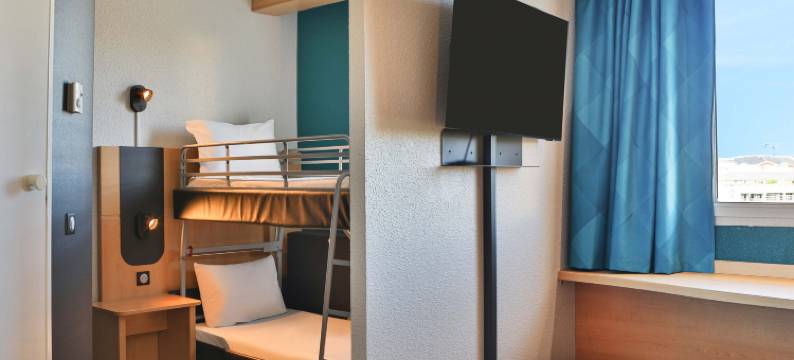 莱萨布勒多洛讷中心车站B&B住宿加早餐酒店(B&B Hotel les Sables-d'Olonne Centre Gare)图片