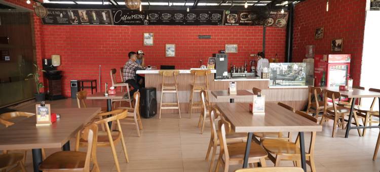 安阿博比兹酒店(Arbor Biz Hotel)图片