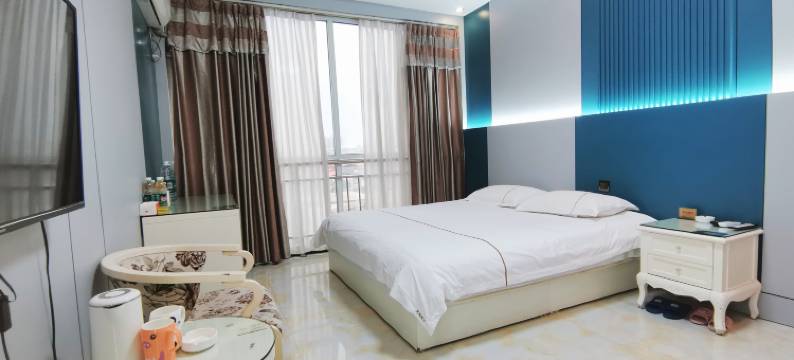 临颍艾尚精品酒店图片