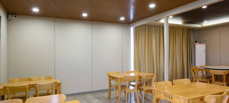 如家华驿精选酒店(阜阳市中心国贸商城店)图片