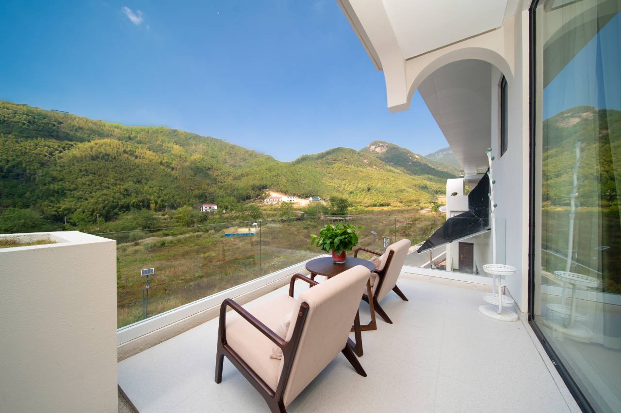 明月涧·设计师智能民宿(天柱山景区店)图片