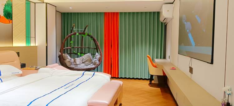 临高临城镇柏程智享酒店(城市购物公园店)图片