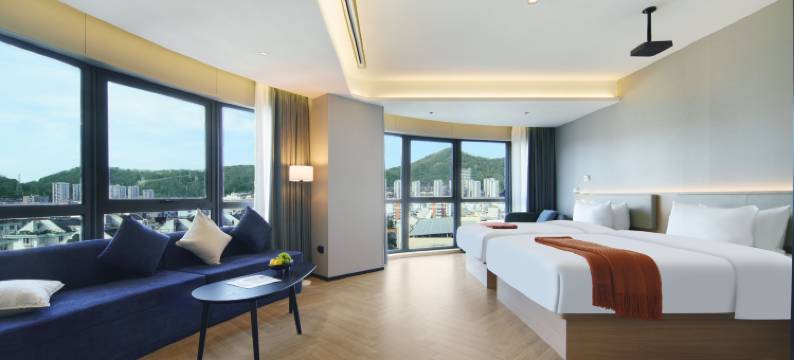 舟山浪凡海景酒店(普陀山机场半升洞码头店)图片