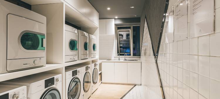 上海徐家汇八万人体育场珍宝酒店图片