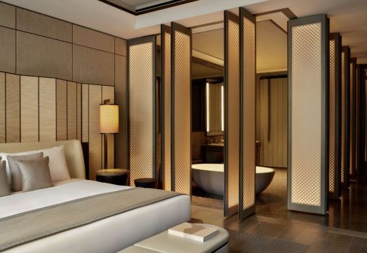 Aman New YorkHotel Overview