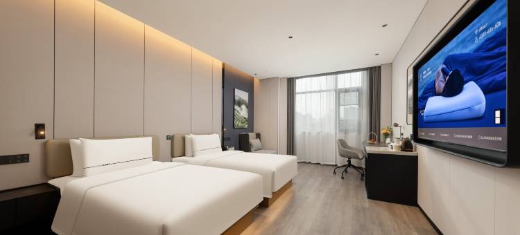 武汉汉口江滩黎黄陂路亚朵酒店图片