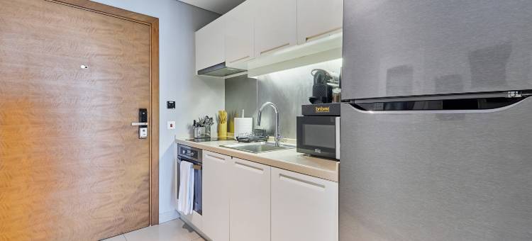 bnbme | 时尚单间公寓，带私人阳台，可欣赏城市美景(bnbme | Stylish Studio w/ Pvt Balcony & City Views)图片