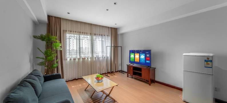 南通樱花臻邸酒店(濠河风景区金飞达广场店)图片