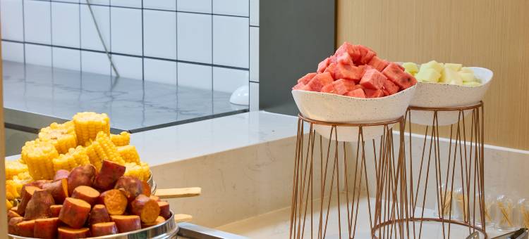 柏纳酒店(那拉提旅游风景区店)图片