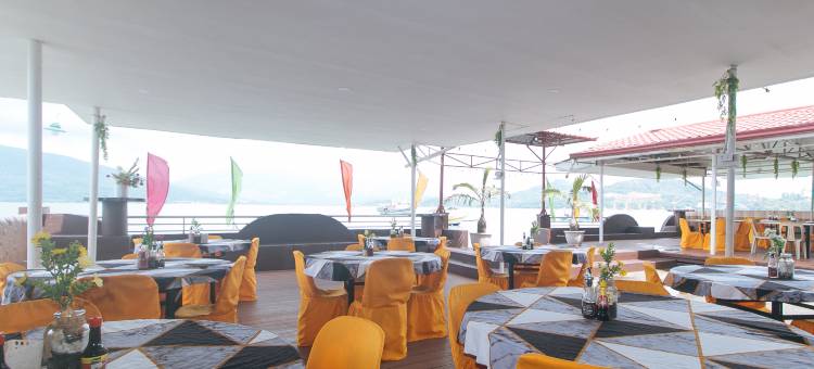红多兹Plus酒店-苏比克三描礼士海运酒店(RedDoorz Plus @ Seaborne Hotel Subic Zambales)图片