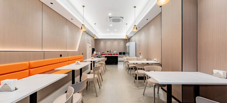 亚悦酒店(鄂尔多斯准格尔旗沙圪堵镇伊东小区店)图片